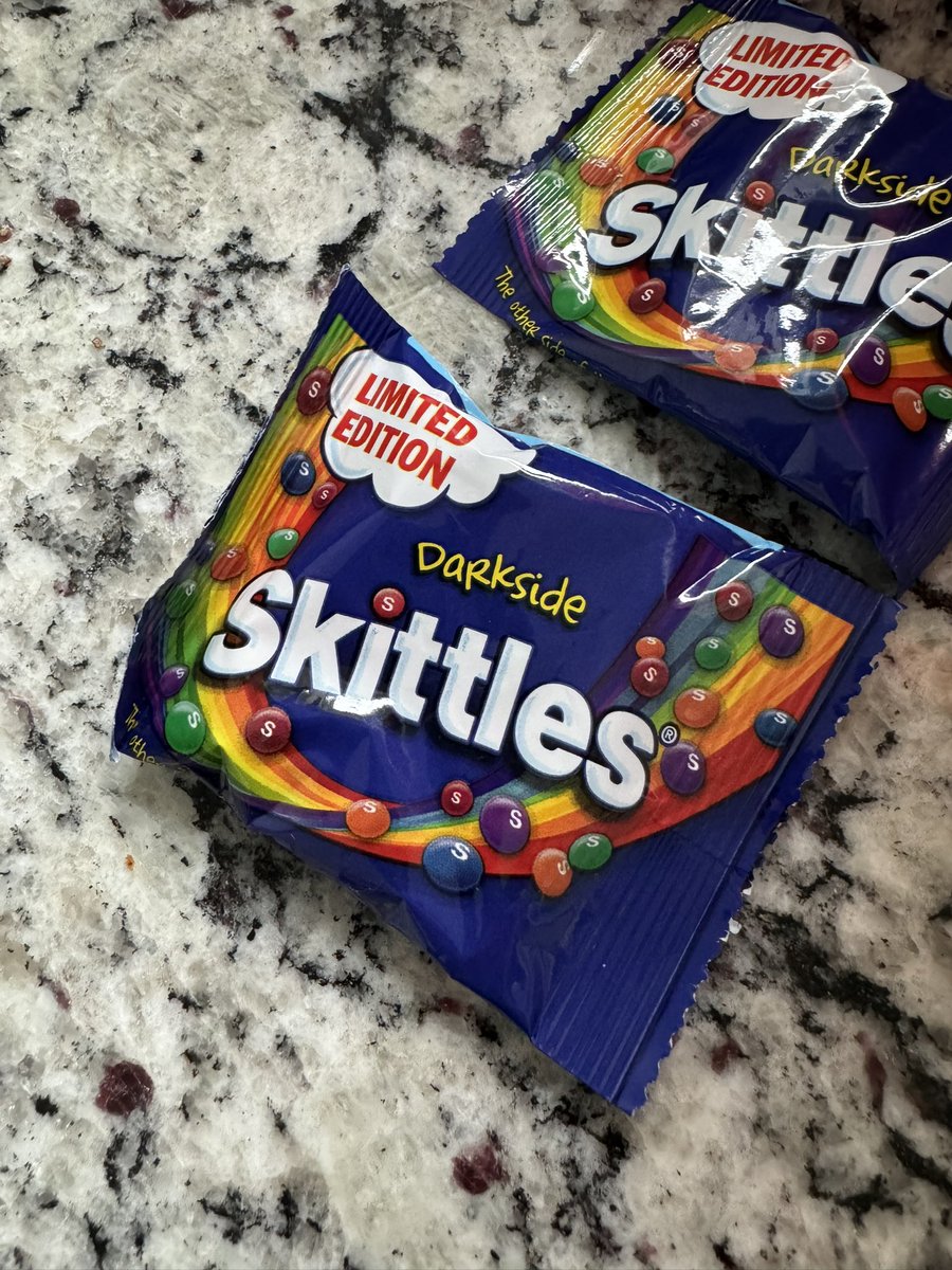 PercyFlynn1's tweet photo. Didnt realise #Skittles did a #StarWars cross over! https://t.co/TbYquMTumy