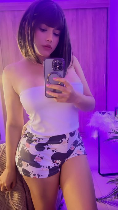 Hot Sunday 🔥 live now https://t.co/wwU3XOMx8b  See my HOT https://t.co/BIEIJyc2LH https://t.co/o5npY