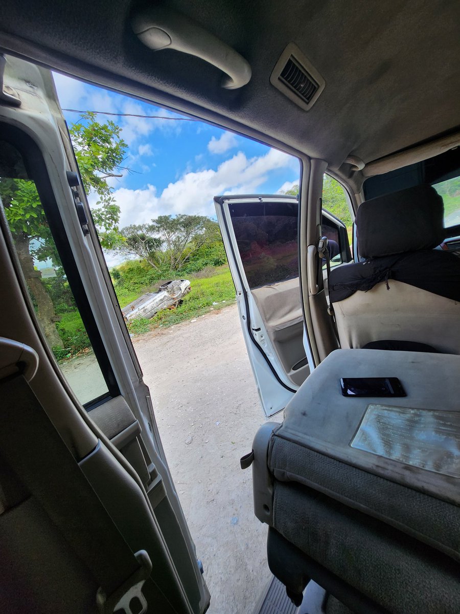 UVBadman's tweet photo. Simple day in Jam 🇯🇲 https://t.co/Gm0CWWhXT7