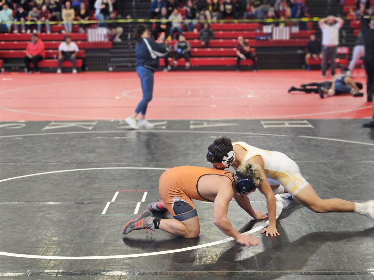 RDeAnda_'s tweet photo. Eliza Armendariz is our 2-5A Wrestling District Champion🥇
Fabens Regional Qualifers 
Eliza Armendariz 100 1st
Ailani Ramirez 138 3rd
Pedro Aguirre 132 3rd
Luis Pena 126 5th 
@coachRGarcia26 @godisright @FabensISD @martintorres915 #Lucha https://t.co/RZxaCTsKUS