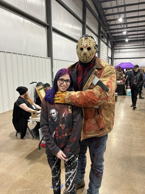 Yep.. my life is great. ❤️ got choked out by Jason Voorhees. Also met @kanehodder1 yesterday. https://t<a href="/tag/newprofilepic"class="tags"><span>#newprofilepic</span></a>