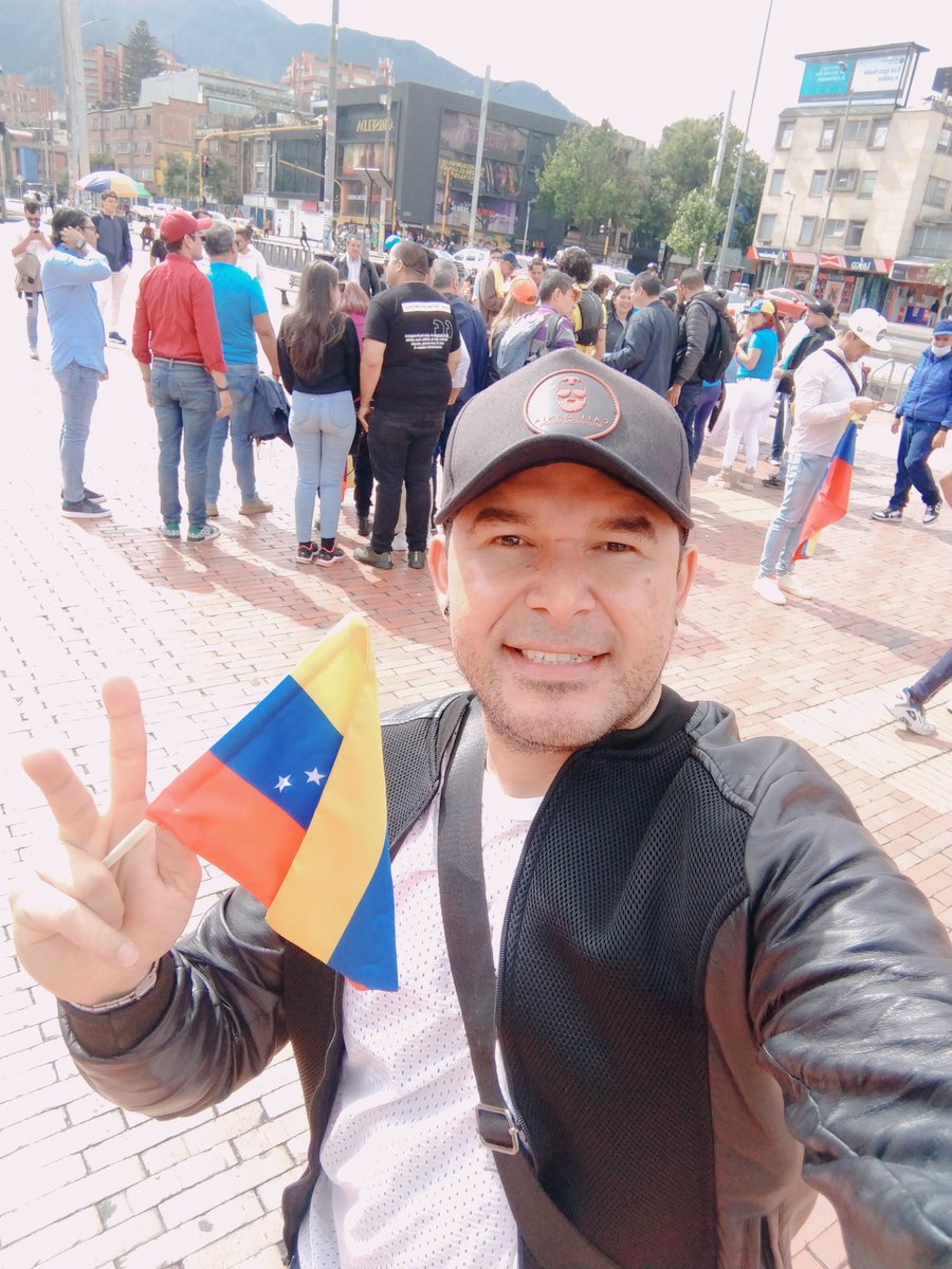 #4Feb #VenezolanosEnBogotá 
💛💙❤️ #VenezuelaGANA
#YoHabilitoAMariaCorina 🇻🇪