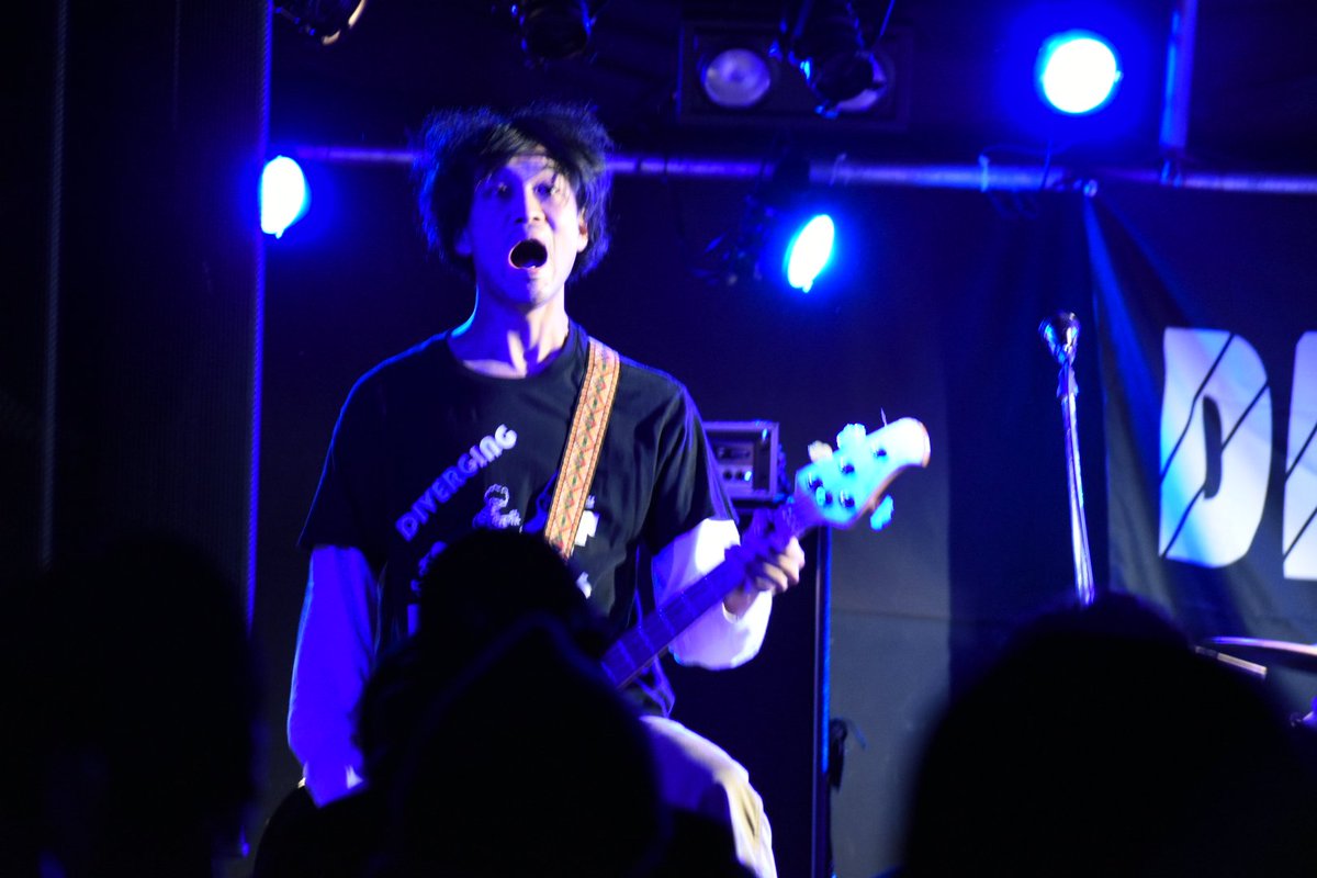 k_5689's tweet photo. ツアーお疲れ様でした!楽しませてもらいました!他のバンドも見たかった!旭川カジノドライブありがとうございました!☺
#DIVERGINGPOINT https://t.co/u9H66xkUdn