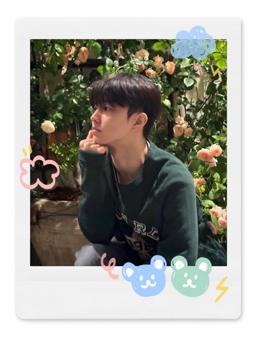 ancikyu_'s tweet photo. 𝚜𝚘𝚖𝚎𝚝𝚒𝚖𝚎𝚜 𝚑𝚘𝚖𝚎 𝚒𝚜 𝚊 𝚙𝚎𝚛𝚜𝚘𝚗ᡣ𐭩
.
[ #TBSD #DeobiSelcaDay #TheBSelcaDay #TheBShot◡̈ #THEBOYZ #다보이즈 #CHANGMIN #지창민 @WE_THE_BOYZ ] https://t.co/b5CDD51soV