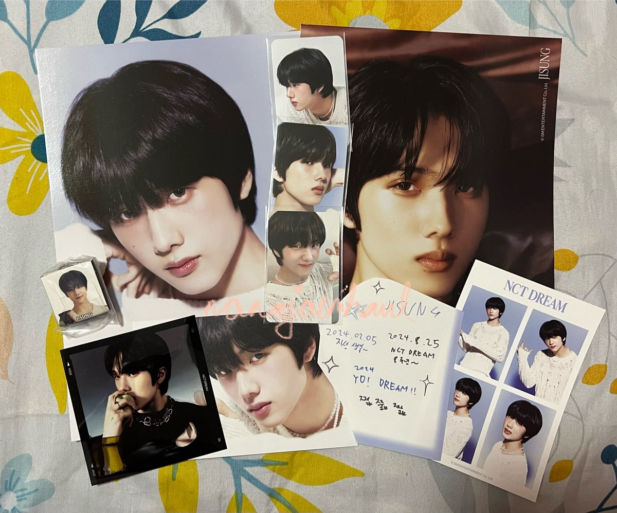 nanajaemhaul's tweet photo. JISUNG DAY GIVEAWAY 🎈🎉
[PH ONLY]

1 winner of jisung sg24 member set w/ yes24 pob &amp; jisung nct dream mini cd gachapon 😁

mechanics: 
- must be following me
- like &amp; rt this tweet
- reply with the tags: 
#오늘_지성이_생일이니까_행복하장
#DreamingWithJisung

ends: Feb 5, 10PM https://t.co/r31rC6a7om