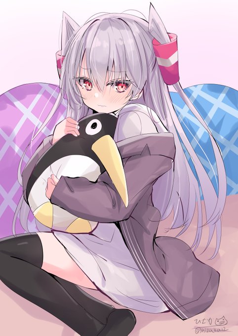 「stuffed penguin」 illustration images(Latest｜RT&Fav:50)