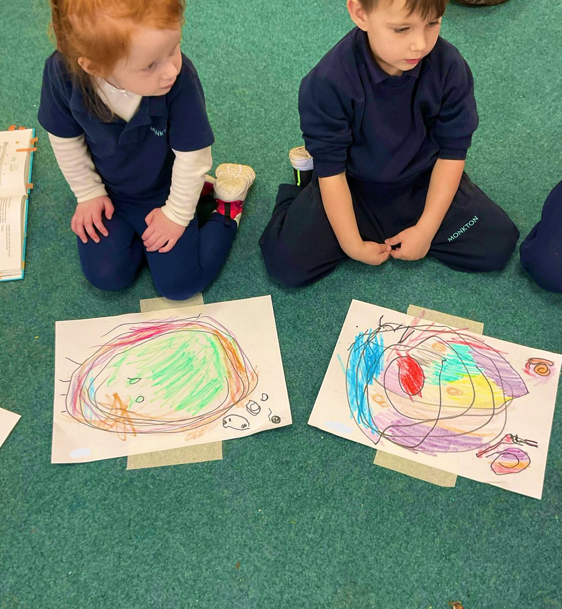 We drew our first character in Songdrawing session this week. 🐌 Mr Snail (and his family) had many different shapes and colours. He was unique on each child’s paper which we celebrated as we looked around to see each others’ creations. 😊 @LaulauLearnUK #MonktonKindergarten