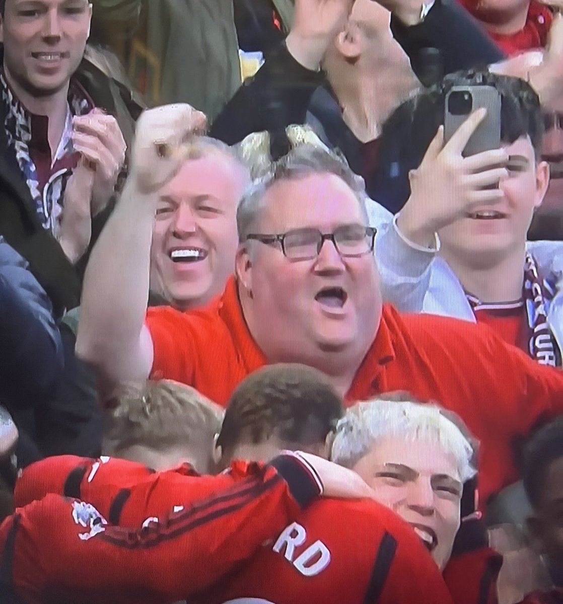 I thought Stephen Bunting was a Liverpool fan?!