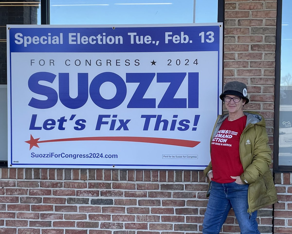 Let’s elect @Tom_Suozzi to #NY03 . #SpecialElection @AhmedBaba_ @MomsDemand @Everytown #CommonPower #LetsFixThis #commonsensegunlaws