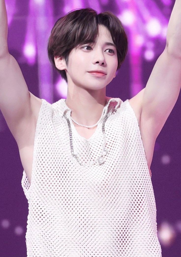 elatingtxt's tweet photo. 🌟 PROFILE, FUNFACTS AND HABITS OF TAEHYUN WHICH YOU PROBABLY DON'T KNOW ABOUT

a thread 🧵 https://t.co/fIjZF00JUy