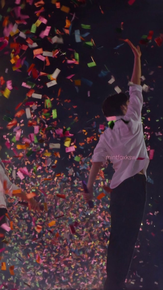mintfoxksw's tweet photo. sunoo my confetti fairy 💖🧚‍♂️

#fate_in_newclarkcity https://t.co/k6F3xCFe3k