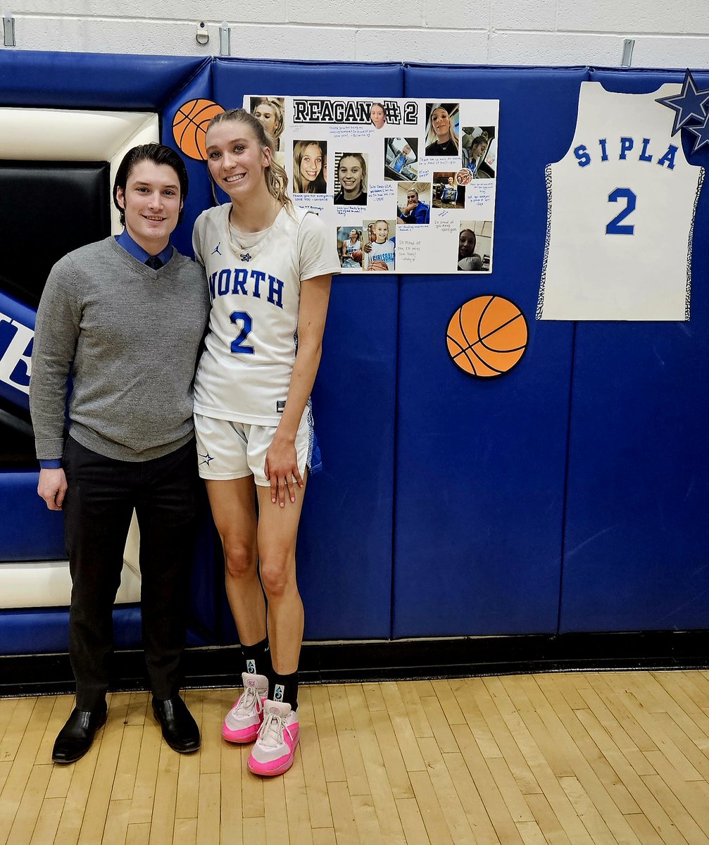 SCNSportsMed (@scnsportsmed) on Twitter photo Everyone has a why. My why?
My why is being able to be a small part in those big moments.
Thank you <a href="/SCNAthletics/">St. Charles North Athletics</a> <a href="/SCNGirlsbball/">SCN Girls Basketball</a> <a href="/SCN_Cheer/">St. Charles North Cheerleading</a> for the amazing weekend and opportunity to be a part of those memories.
Thank you north stars for allowing me to be your athletic trainer ⭐️ Everyone has a why. My why?
My why is being able to be a small part in those big moments.
Thank you <a href="/SCNAthletics/">St. Charles North Athletics</a> <a href="/SCNGirlsbball/">SCN Girls Basketball</a> <a href="/SCN_Cheer/">St. Charles North Cheerleading</a> for the amazing weekend and opportunity to be a part of those memories.
Thank you north stars for allowing me to be your athletic trainer ⭐️