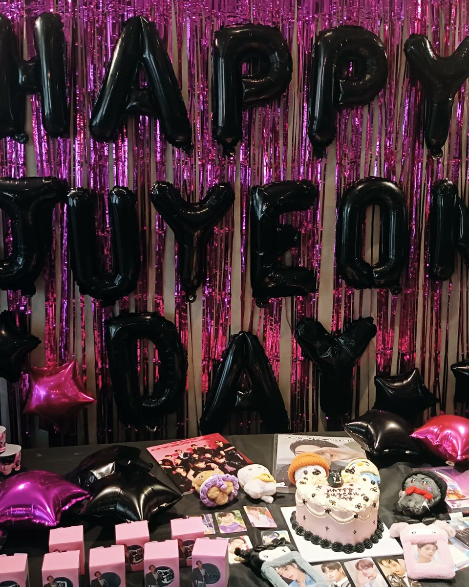 gqfeed's tweet photo. Happy Juyeon Dayyyyy! 😁 Thank you @yeolhanaz for making this event possible! Nawa'y masarap lagi ang ulam ng admins! 😚🤍

#CATchTheBeat2024 https://t.co/riFcJZVhZl