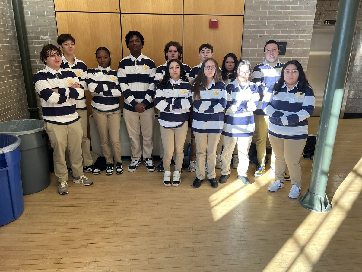 Proud @bvp representation at the RI Ethics Bowl. Team A won round 1. Team B lost a close match. Both teams gearing up for a great round 2. And the uniforms - 🔥🔥🔥