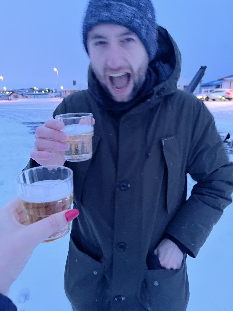 Went to Iceland, came back with a fiancé 🤍