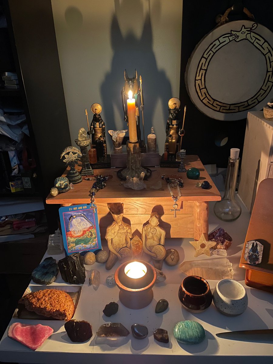 In the latest Pagan Pathways UK blog we're sharing what can go on a Pagan altar. Read it at paganpathways.uk/f/what-goes-on… and please do share and subscribe!

#paganpathwaysuk #paganwriting #paganblog #pagan #paganaltar #magic #witchcraft #witch #wicca