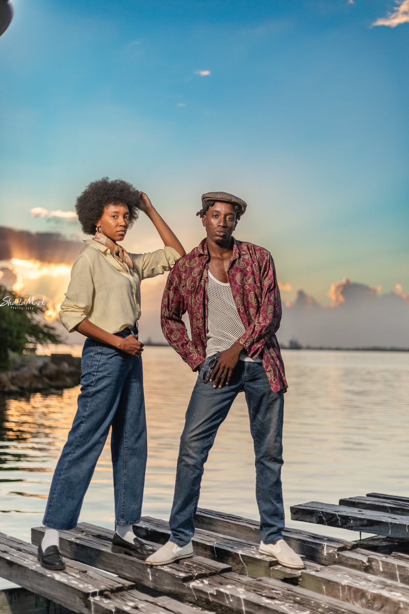 ShaneMorris15's tweet image. Feelin’ the 70s vibes all day, every day

Female model: @tashiannawilloughby 
Male model: @shanemorris876 

Photographer: @shallamark_photography 

#malemodels #femalemodels #jamaicanmodel #fyp #blackhistorymonth #90sfashion #90style #80s #70s #fashionstyle #couplephotography