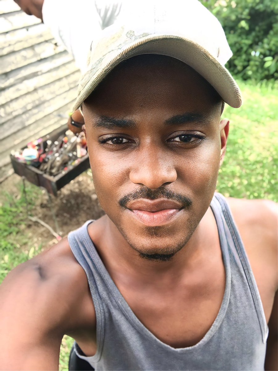 Ndumiso___'s tweet photo. https://t.co/uKIz7X1l9j