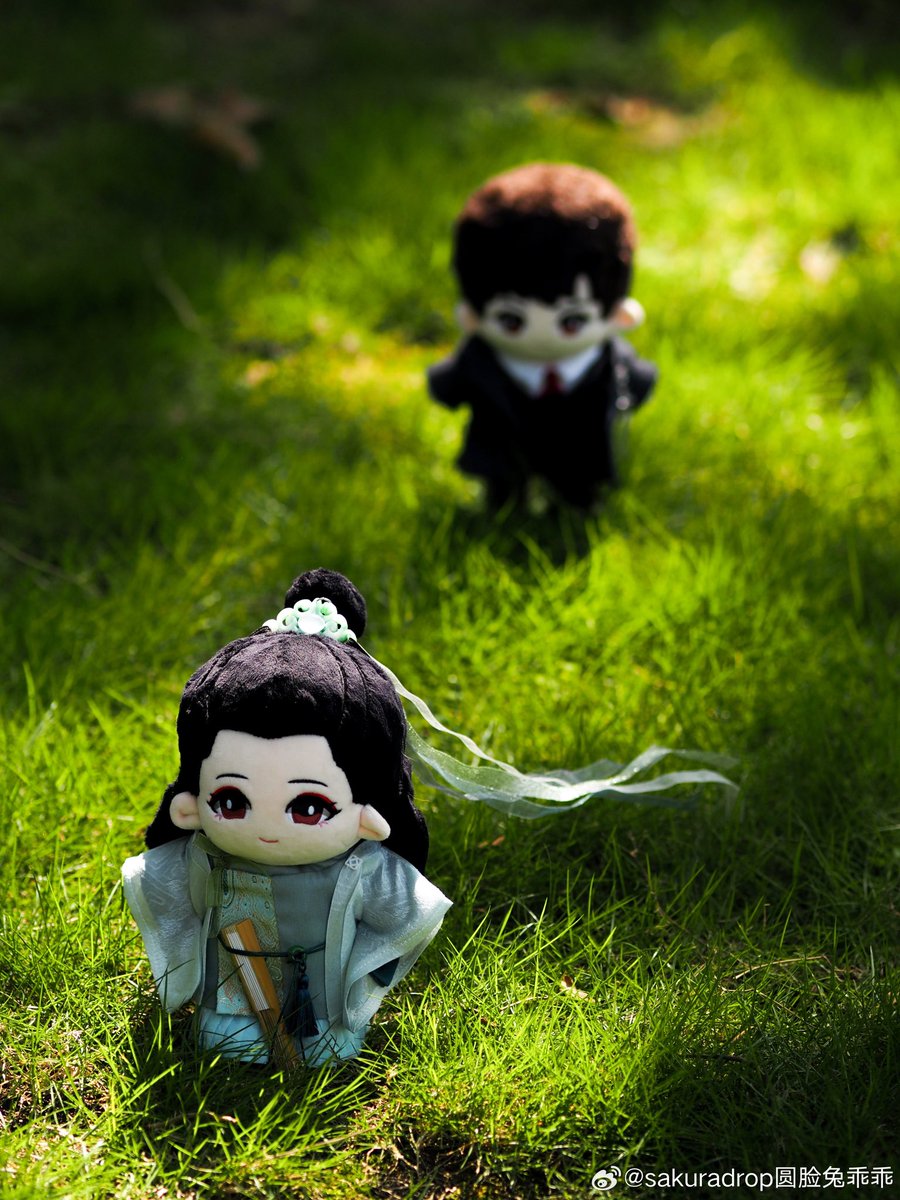 sumuli999's tweet photo. 芳洲之草行欲暮。
桂水之波不可渡。
绝世独立兮报君子之一顾。 

摄影：sakuradrop圆脸兔乖乖

#棋魂 #光嬴 https://t.co/gXP8qLOXhs