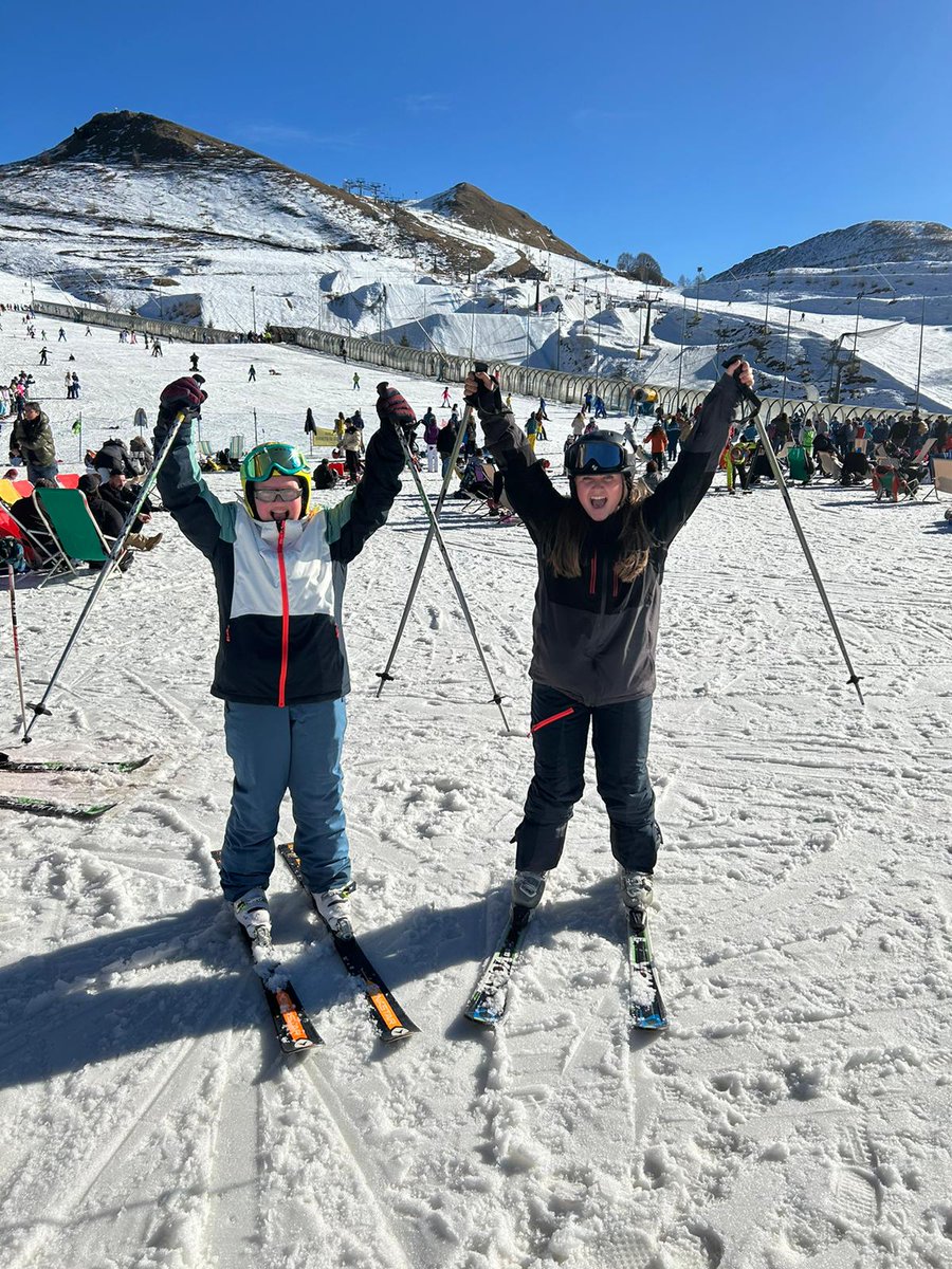 Trinityrenfrew's tweet photo. Ski Trip 2024: fun first day on the slopes ⛷️ https://t.co/6e0B22frbf