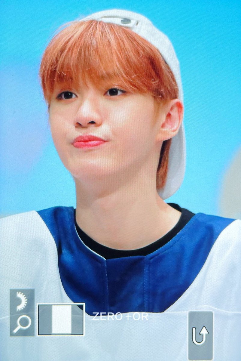 aminiii__'s tweet photo. 아니나보고뭐어떡하라고 ... 
하키부를걍이렇게보내라고???
ㅁㅊ https://t.co/UM5cfPzC2m
