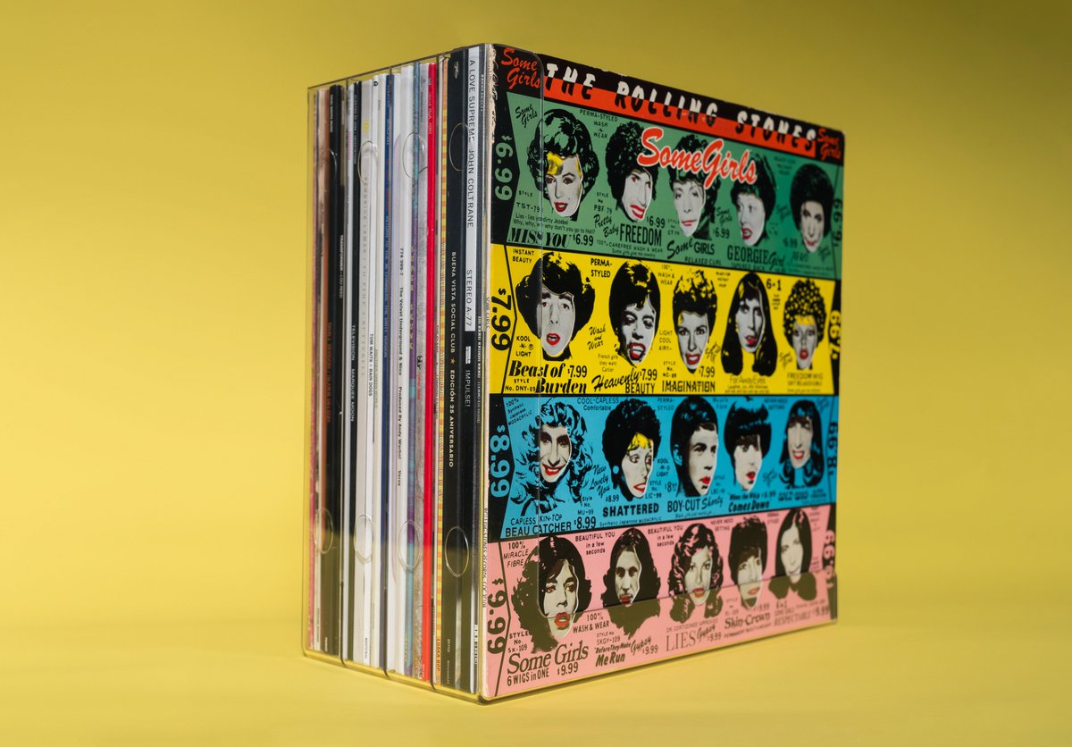 RecordCorner's tweet image. Record Corner
Made from super durable injection molded ABS. Manufactured to last for decades with high polish that lets Record Corner all but disappear 🫠

#recordcorner #vinylcollection #vinyl #vinylcollector #vinylrecords #recordcollection #recordcollector #vinyl