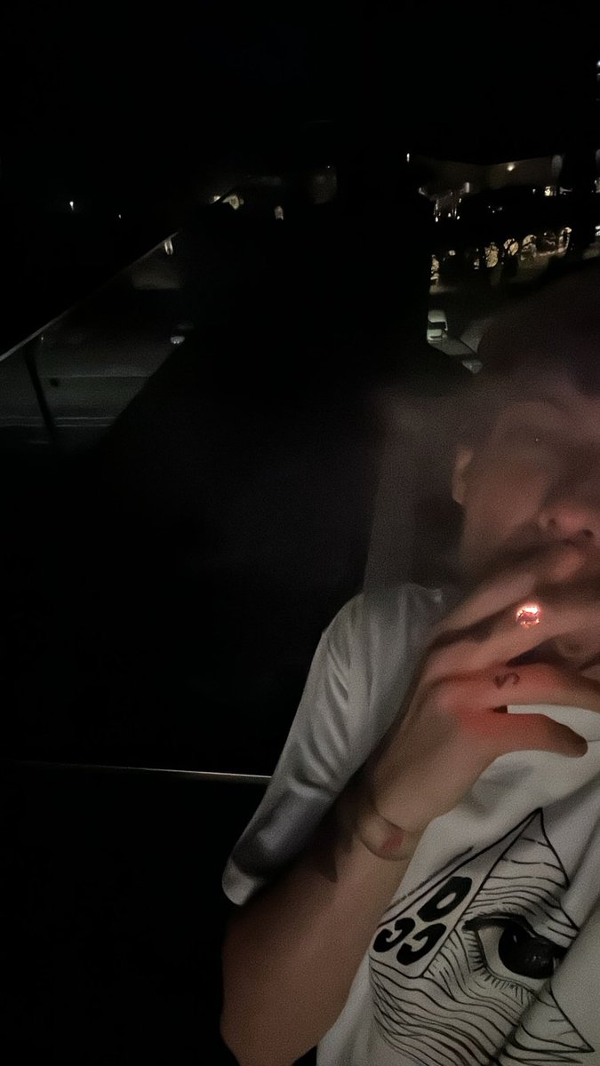 Louis Tomlinson Media tweet media