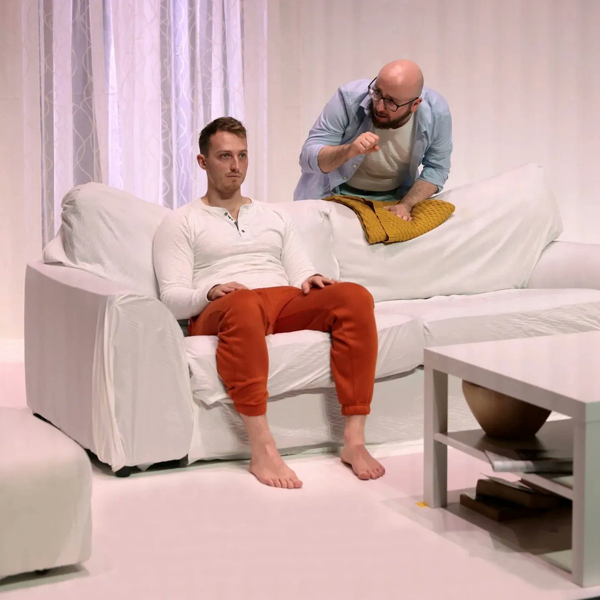 root_branchprod's tweet image. He&apos;s back! Our Black Mirror-style, AI thriller DANNY ECHO is @theLBT 16-18 May, @HullTruck 23 May, @The_Lowry 24 May. Tickets &amp;amp; info: 
rootandbranchprod.co.uk/current