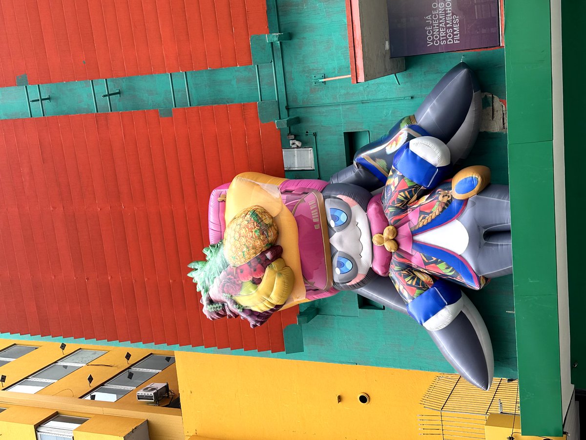 StarRailStation's tweet image. CHAT IS THIS REAL WHY IS THERE A GIANT POMPOM IN BRAZIL??? Can someone take me to Brazil 😭 #HSRCarnaval #MergulheNosSonhos #DiveIntoDreams #Penacony #HonkaiStarRailth #StarRail