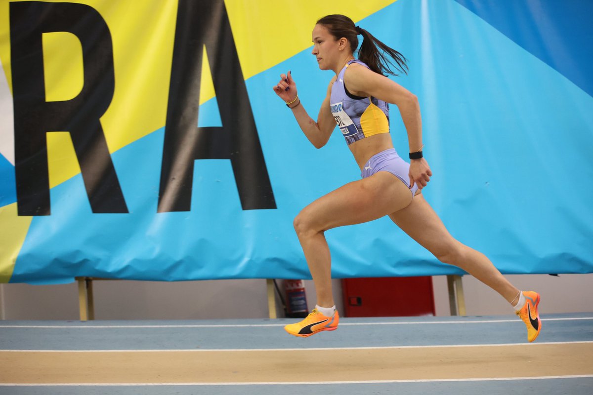 Berta,🥉en Ct España Sub23 con 53,91. Su 2a mejor marca en PC. Insatisfechos con la posición, sabíamos que este campeonato nos llegaba pronto. Carmen y Blanca han corrido mejor y se merecen su resultado. Orgullosos de estar en la pelea y a seguir entrenando. #atletismo #espiteam