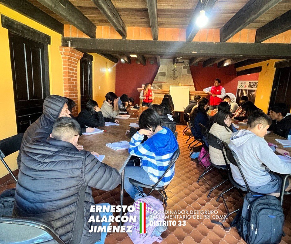 ErnestoAJ29's tweet photo. Este fin de semana dimos inicio al curso COMIPEMS en mi Módulo de Atención, sabemos que con el esfuerzo de nuestros jóvenes, maestros y el nuestro, quedarán dentro de sus primeras opciones  de escuela a nivel medio superior.
#ErnestoAlarcónJiménez #PorTiyTuFamilia https://t.co/XsZ0f5qQDc