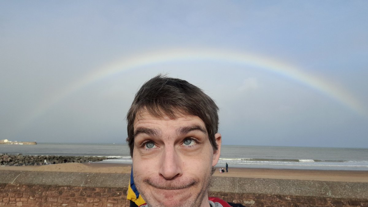 dalehay's tweet image. iTs a rEgEnB0gEn!

#spechulDale #Minehead