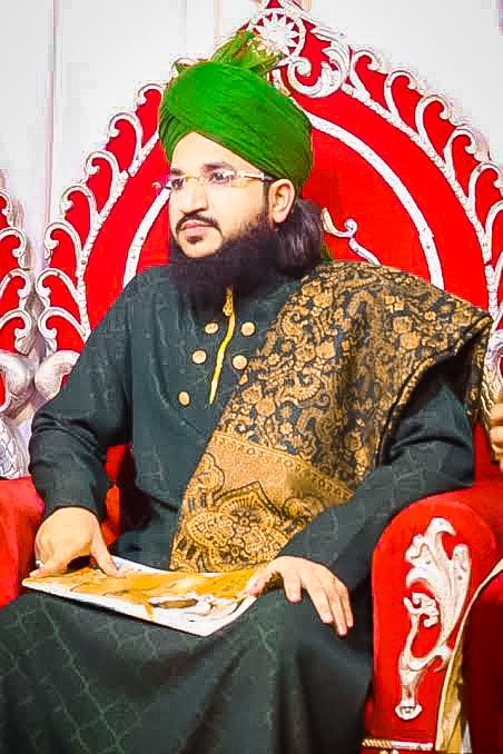 realmujtabashah's tweet photo. ✒Ulema represent our dignity, and as Muslims, we can't tolerate any disrespect to them. Unfair treatment messes up freedom to speak. Let's stand together against Injustice and disrespect of ulemas, supporting Justice for all.  #IStandWithSalmanAzhari
#ReleaseMuftiSalmanAzhari https://t.co/hODqc5tct7