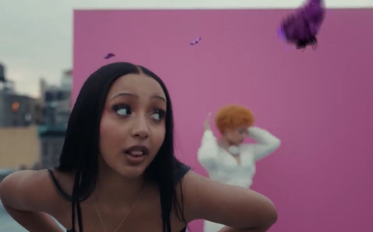 allaboutpinkpantheress tweet media