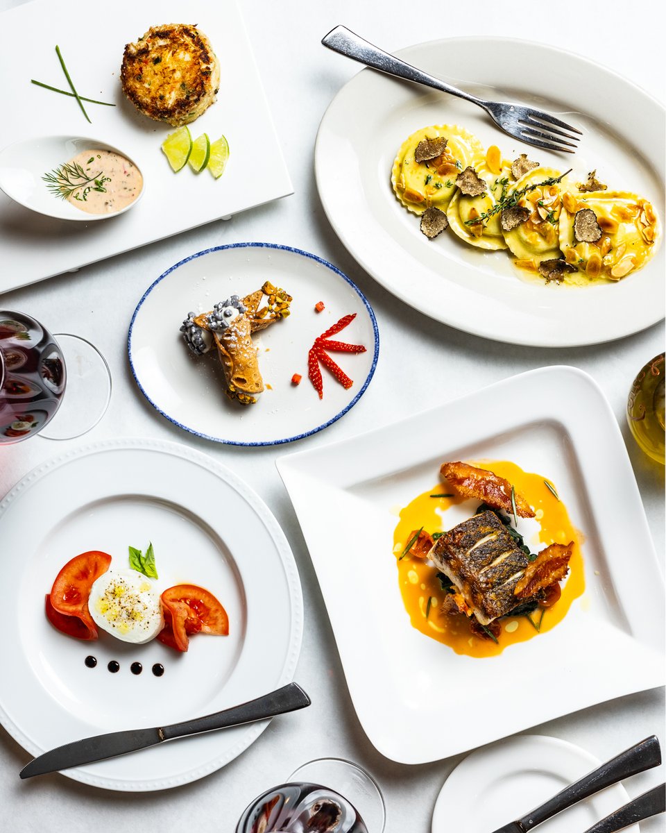 Thank you, Chicago, for joining us throughout #restaurantweek! Today is your last chance to experience our exclusive $42 Dinner Menu. Doors open at 3pm! 🇮🇹 #volarechicago #chicagorestaurantweek