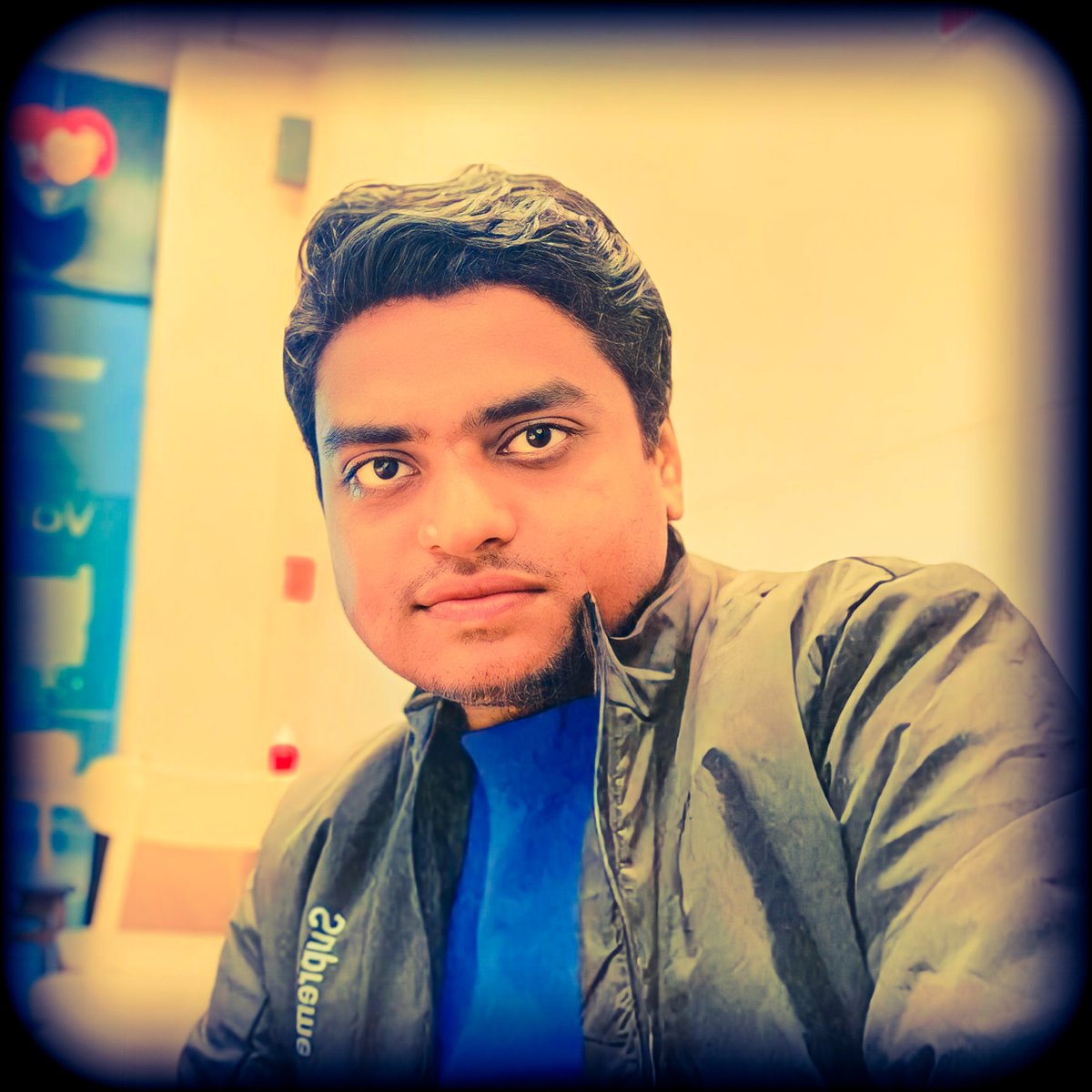 minerahulkumar's tweet photo. #NewProfilePic https://t.co/i2hwXyOMwr