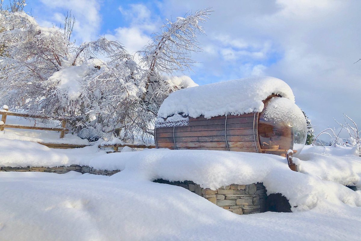 Ready for a luxury-filled winter experience? Puro Dreams offers you an exclusive selection of last-minute available luxury chalets in the Alps from February 10th to February 17th.
bit.ly/49jkv1L
#LuxuryTravel #AlpineRetreat #PuroDreams #LastMinuteLuxury #LuxuryRentals