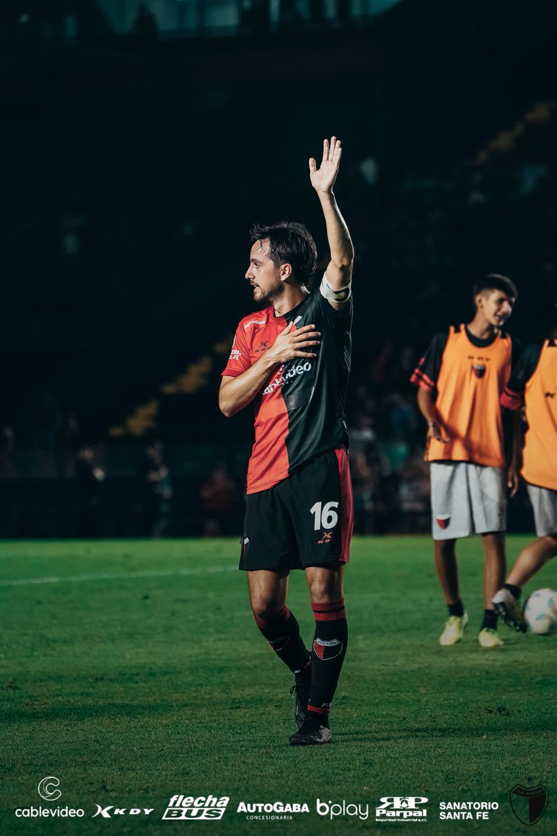 ColonOficial's tweet photo. Este es mi sueño y el de muchos más, esta es mi casa donde quiero estar.

❤️🖤

#SomosFamilia https://t.co/9rmOZhGXQo