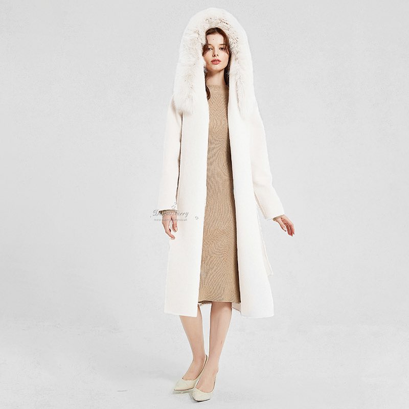 DAYMISFURRY's tweet photo. Gorgeous elegant outfits look😍 #ootd #fur #coat #furcoat #jacket #furjacket #womenswear #womenfashion #womenstyle #ladyfashion #ladystyle #outfits #outwear #clothing #garment #wool #woolcoat #wooljacket #cashmere #cashmerecoat #cashmerejacket #mystyle #myoutfits #luxe https://t.co/7KiriT6b5v
