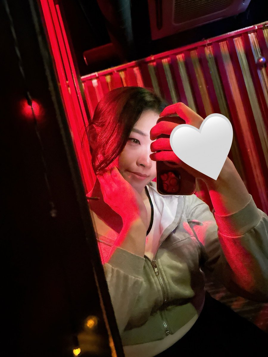 왜 하필 그곳에 기분좋게하는게 있을까...😂