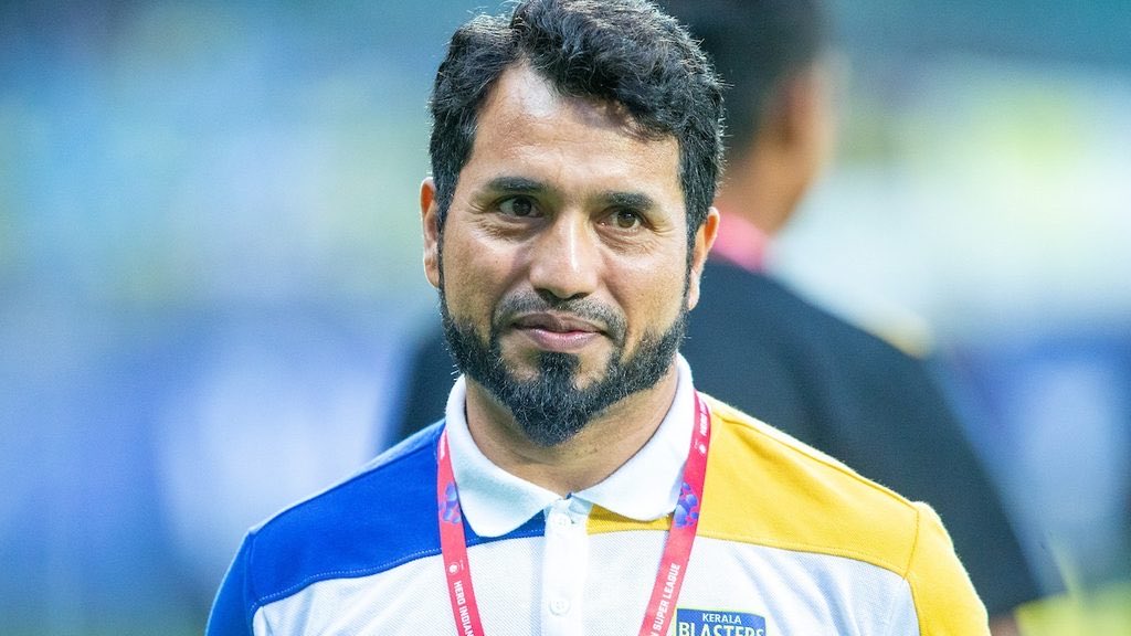90ndstoppage's tweet photo. • Coach Ishfaq Ahmed’s Real Kashmir FC defeats table-toppers Mohammedan SC by 3-0 in I-League. 

• Coach Khalid Jamil’s Jamshedpur FC defeats Mumbai City FC by 3-2 in ISL.

What a day for Indian Head Coaches. 🇮🇳🔥 https://t.co/W3DW1FBUE0