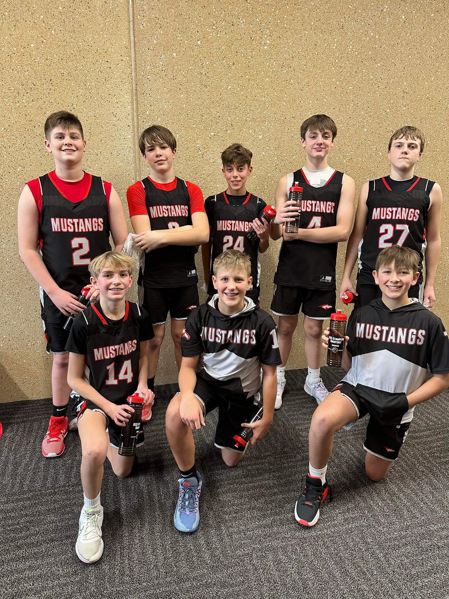 4th and 7th grade Champs at DCG Stampede Shootout.