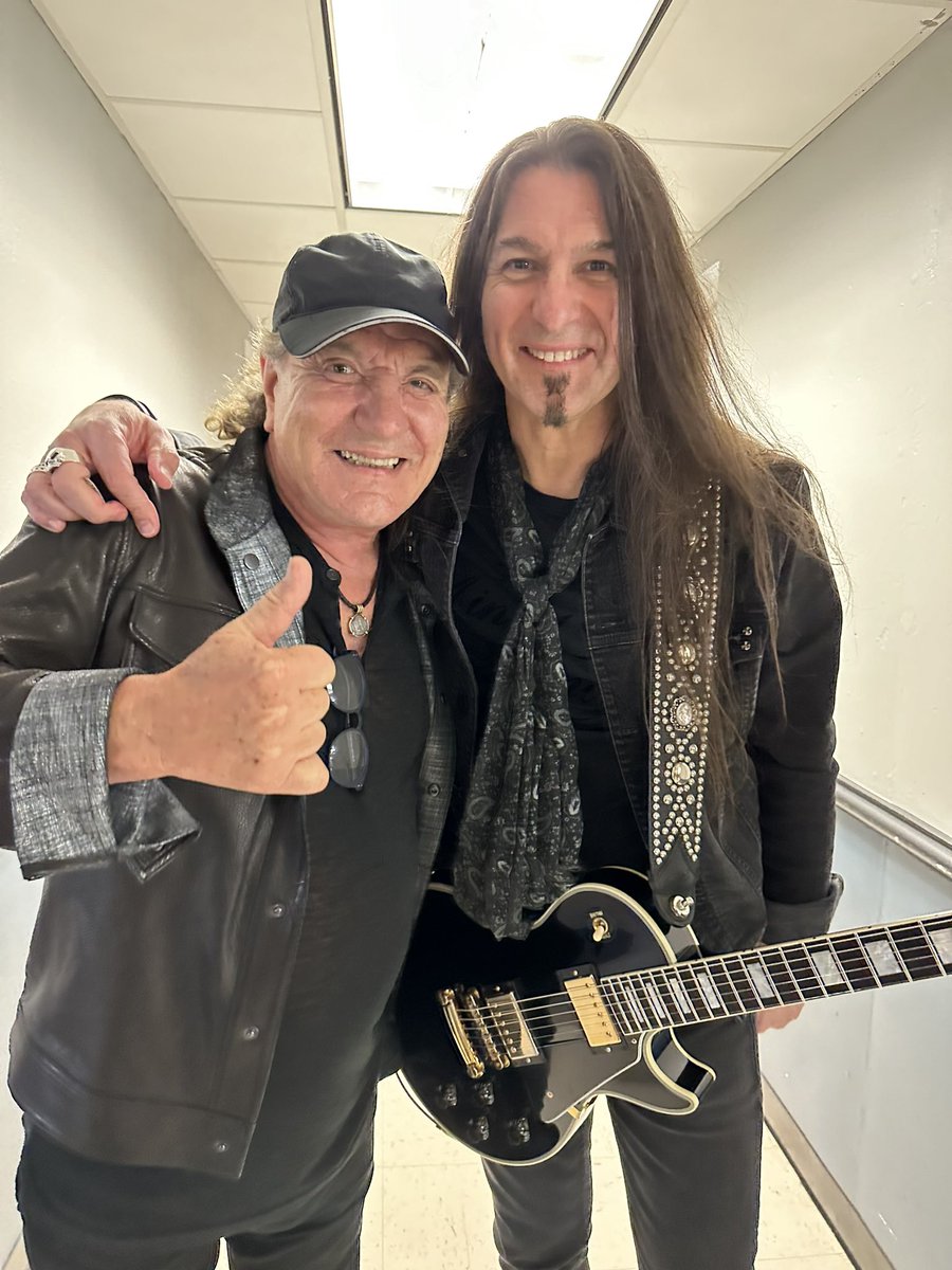 @BrianJohnson and I at one of our recent Guess Who shows in Sarasota, FL! Beyond epic & bucket list moments!! 🤩🤯.
.
.
#michaelstaertow #guitaristforanicon #brianjohnson #epic #icon #wow