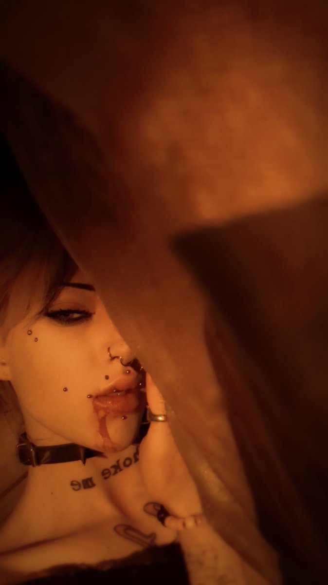 usemethnx's tweet photo. Ima just lay here and rot https://t.co/u4juvxwEva