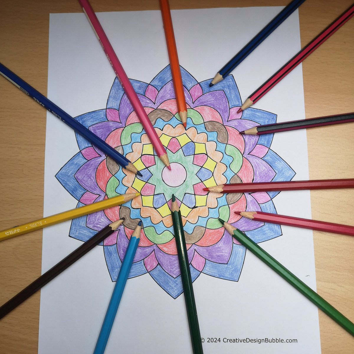 CDesignBubble's tweet photo. Posted a #mandala design in three different versions on my patreon yesterday and this is the simplest one of the three. The difference to yesterday: now it's coloured in. Feel free to download the blank versions yourself. #art #inkscape #colouringpage #mandalaart #coloringbook https://t.co/g8NNzocfKx