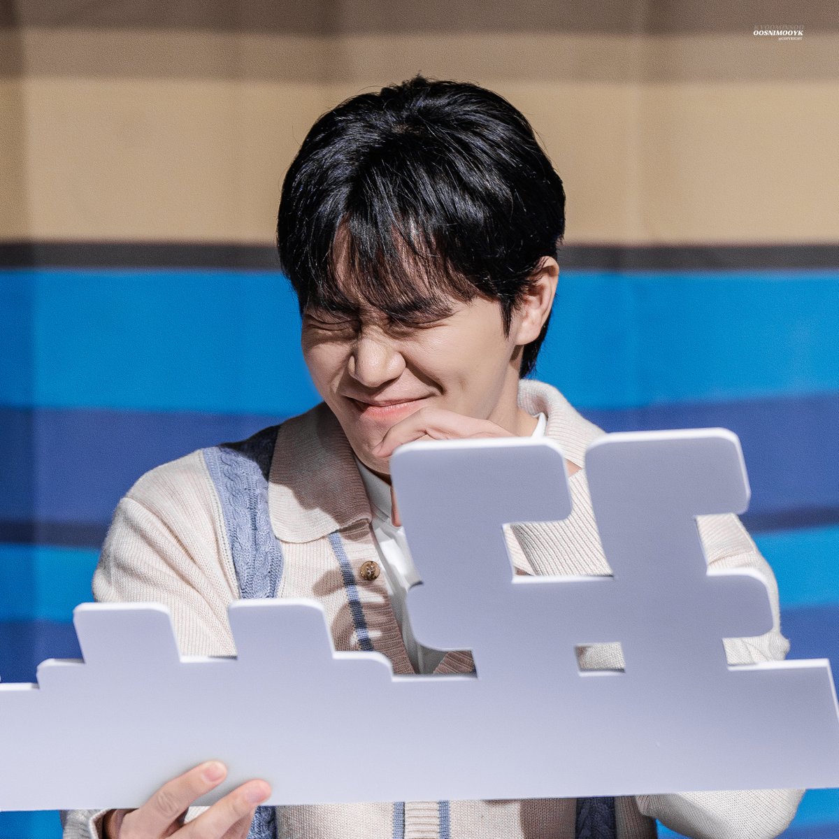 240204 이규형 팬싸인회

이러니까 뀨요미라고 부르죠

배우 이규형