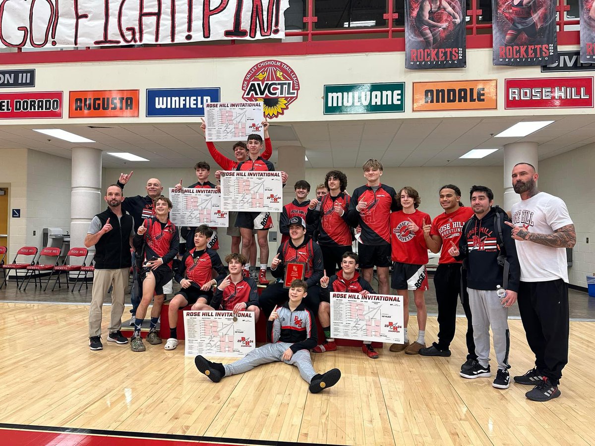 What a way to finish out the season! Rocket boys scrapped there way to secure back to back team titles at the 2024 Rose Hill Invitational.  It came down to the final matches and the boys stepped up big to finish the job.