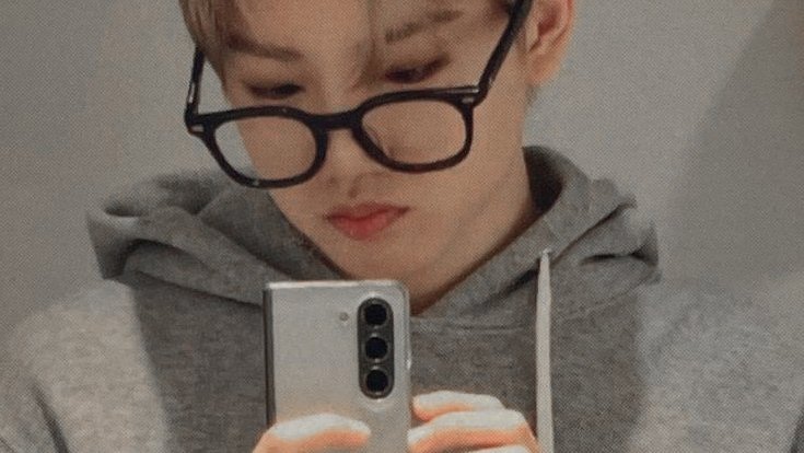 YERARARI's tweet photo. curriculum  of love
— #jikyu au

witness the academic rivals in their relentless competition for the top and how they delve into the curriculum of love—uncovering lessons they never imagined would be difficult to understand. https://t.co/vqur05EiHz