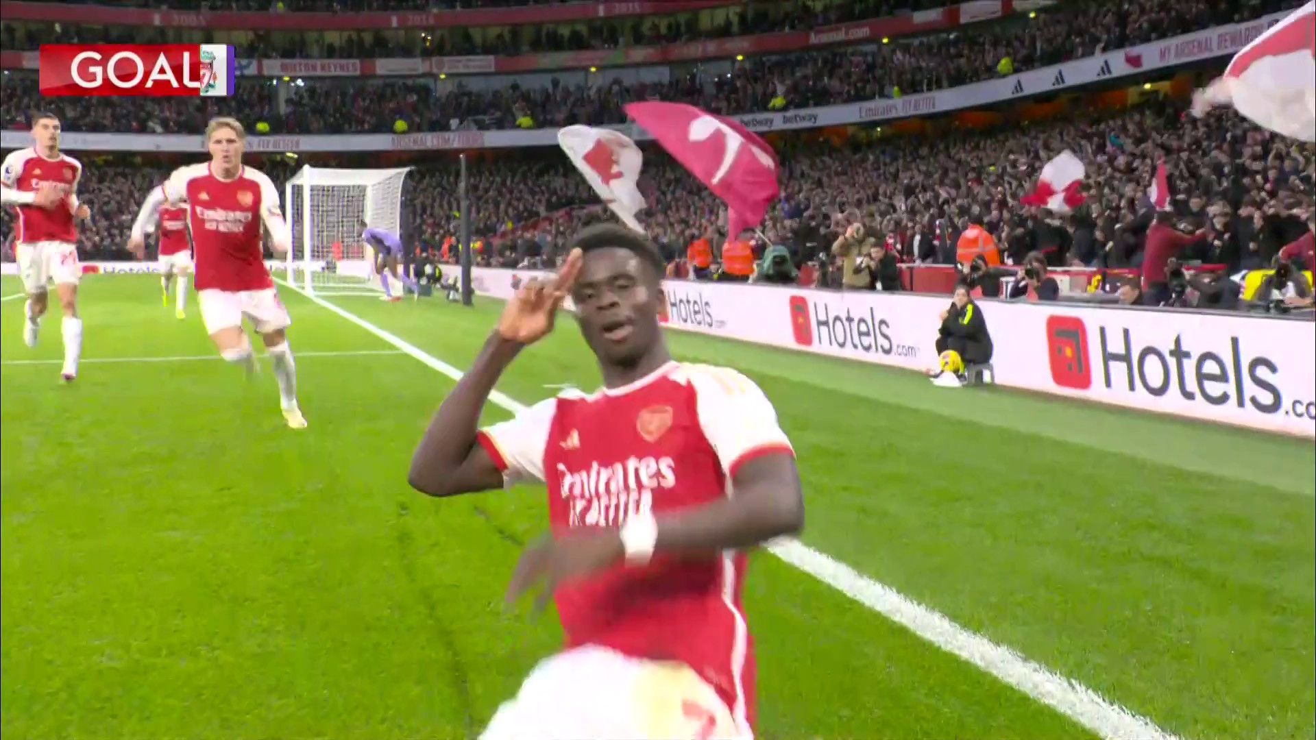 Saka gets Arsenal’s go-ahead goal v. Liverpool