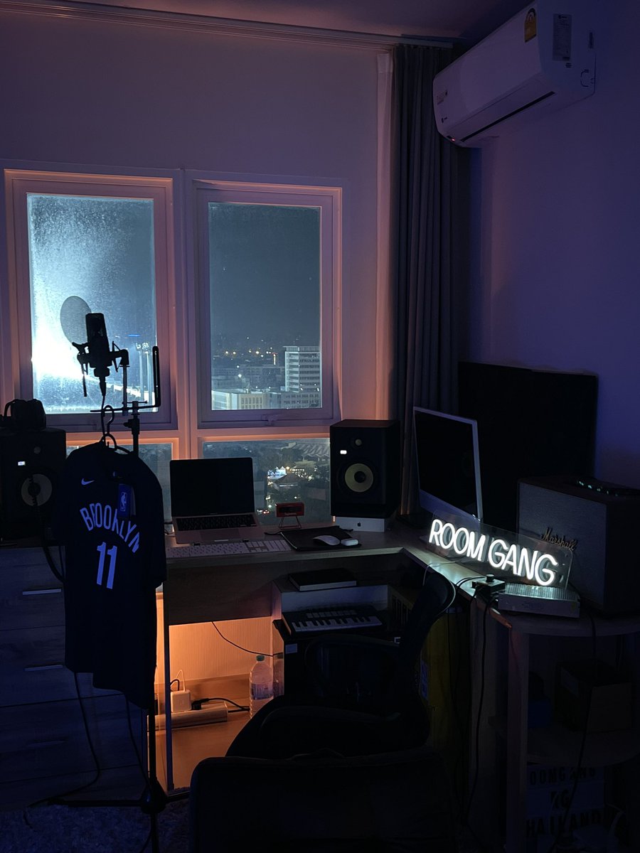 paecs's tweet photo. RG Studio. https://t.co/u0oaDHR7nq